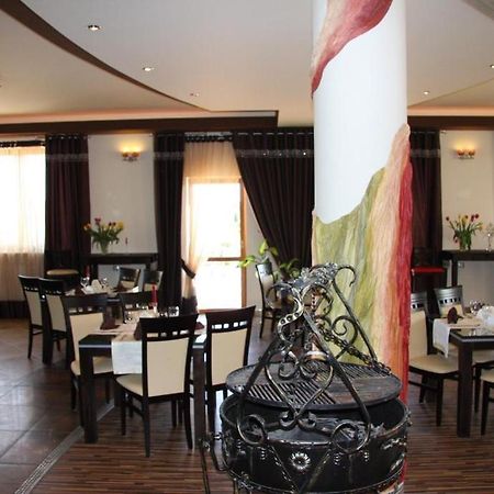 Hotel Wasik Krogulcza Exteriör bild